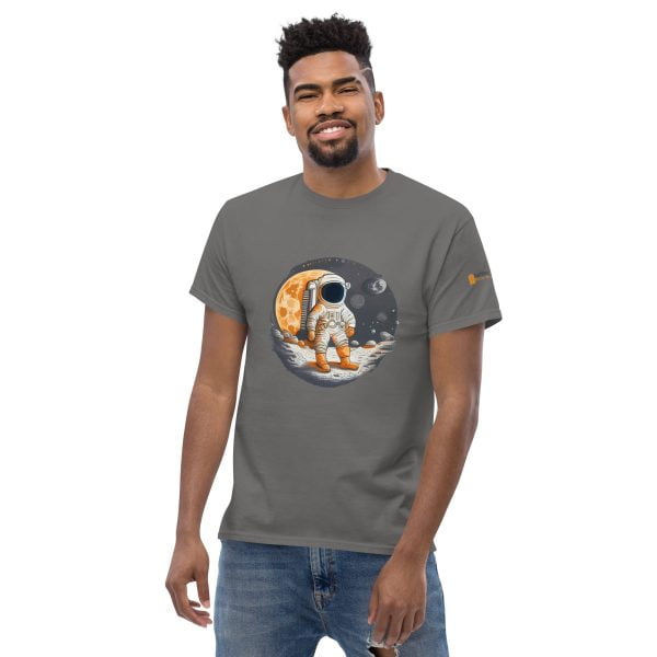 Astronaut Bitcoin Tee - Image 19